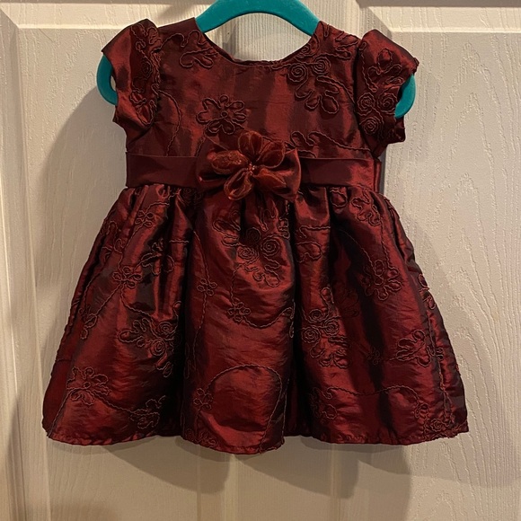 Youngland Burgundy Christmas Floral Kids Dress 2 piece - Picture 1 of 9